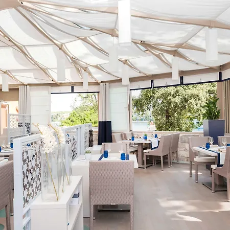 Hotel Bastion Heritage 4*