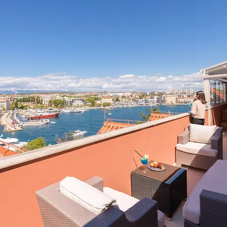 Bastion Heritage זאדאר