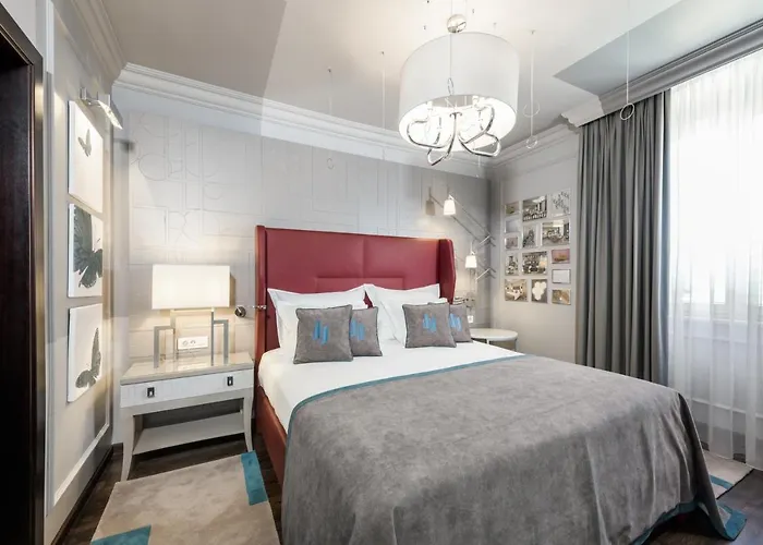 Bastion Heritage Отель