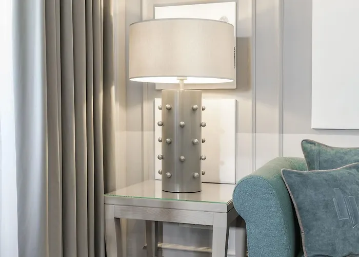 Bastion Heritage Отель