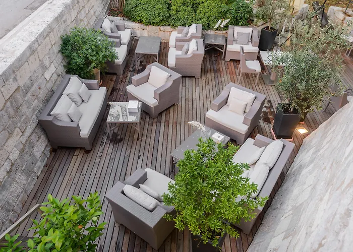 Bastion Heritage Отель Задар