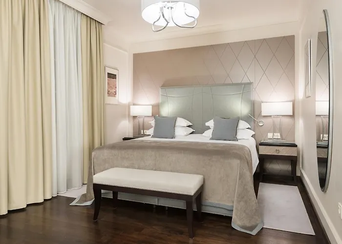 Отель Bastion Heritage Задар