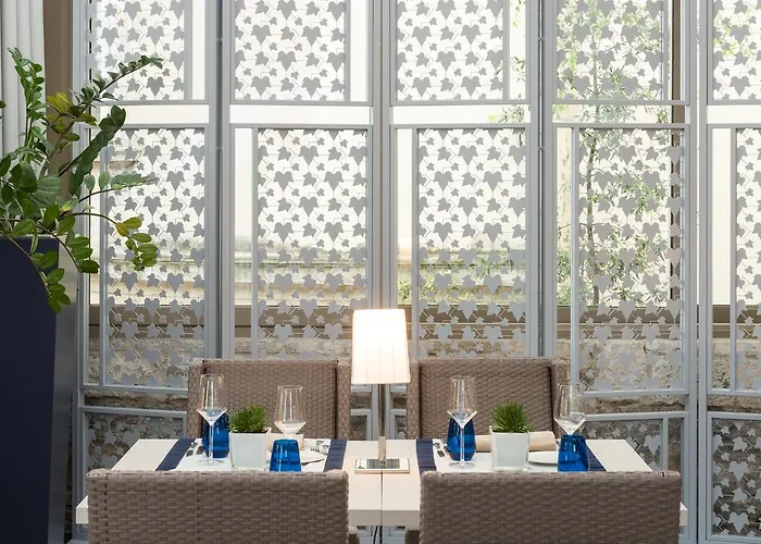 Bastion Heritage Отель