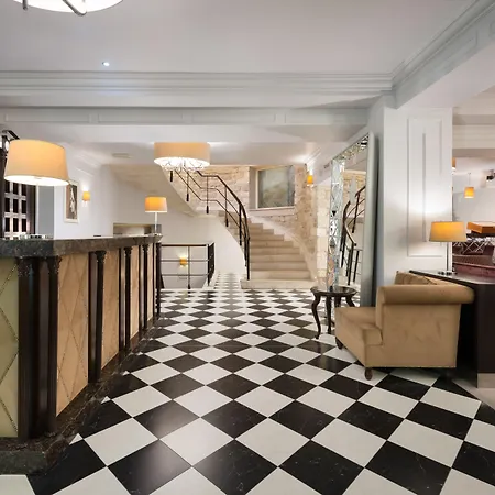 Bastion Heritage Hotel 4*