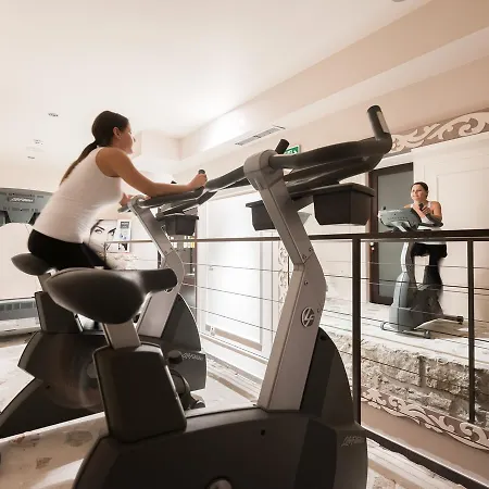 Hotel Bastion Heritage 4*