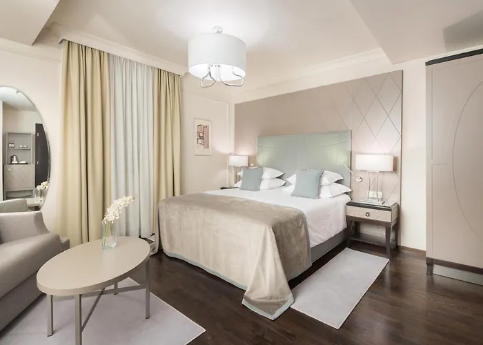 Bastion Heritage 4*