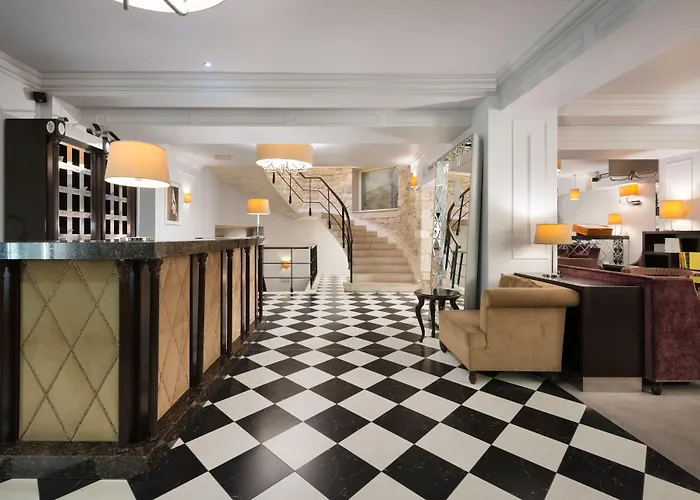 Bastion Heritage Hotel 4*